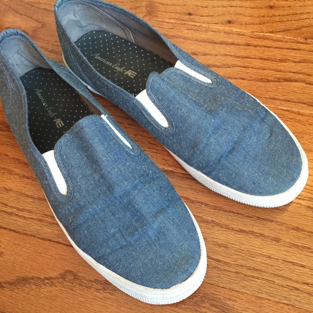 🎈Blue Chambray Slip On Sneakers