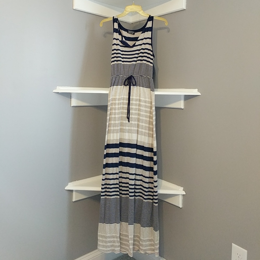 🎉🎉SALE🎉🎉 Navy Brown and Cream Maxi Dreas