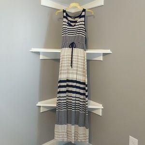 🎉🎉SALE🎉🎉 Navy Brown and Cream Maxi Dreas