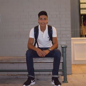 Meet your Posher, Gustavo