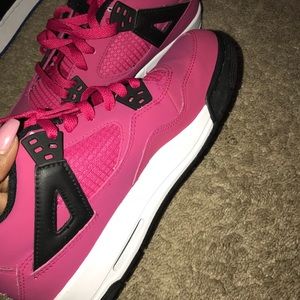Air Jordan “ Valentine “ 4s