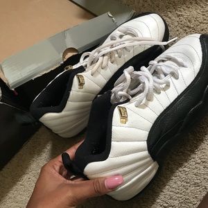 Air Jordan”taxi “ 12s low