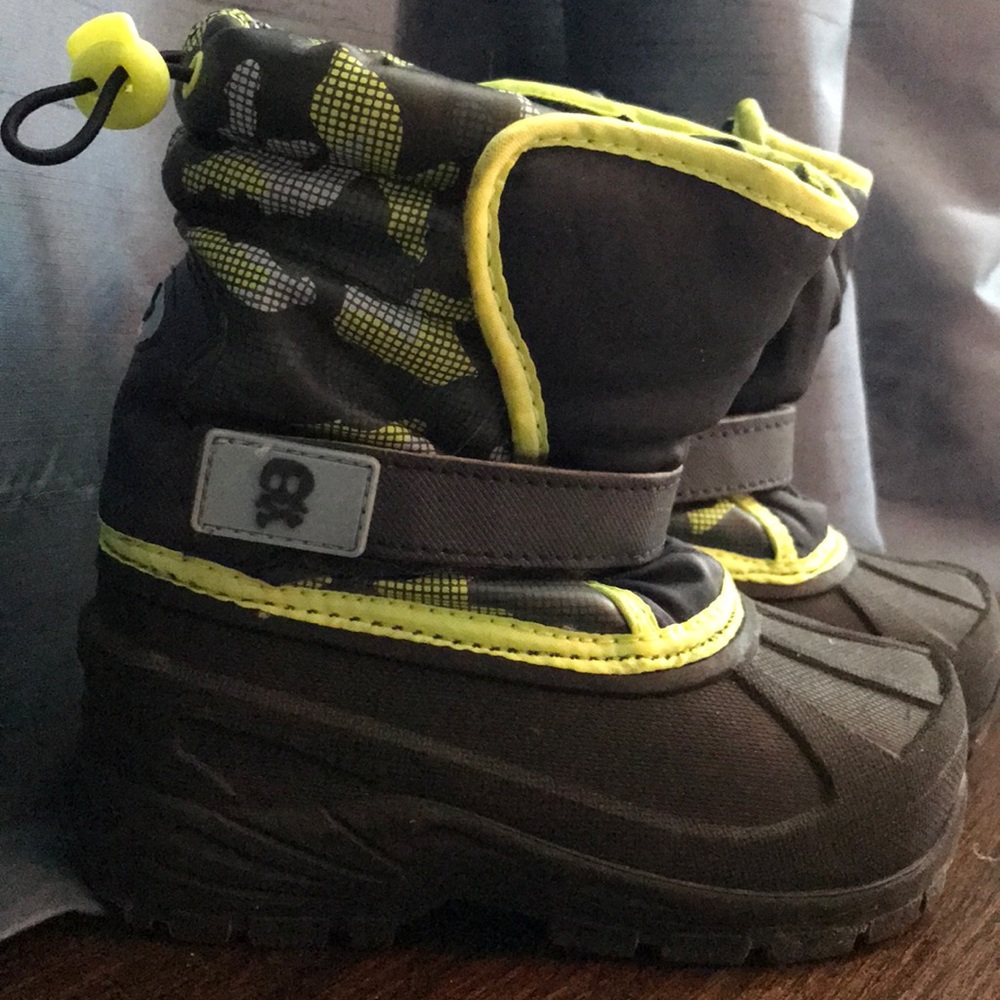 Toddler/Boys Snow Boots ‘Tis the season