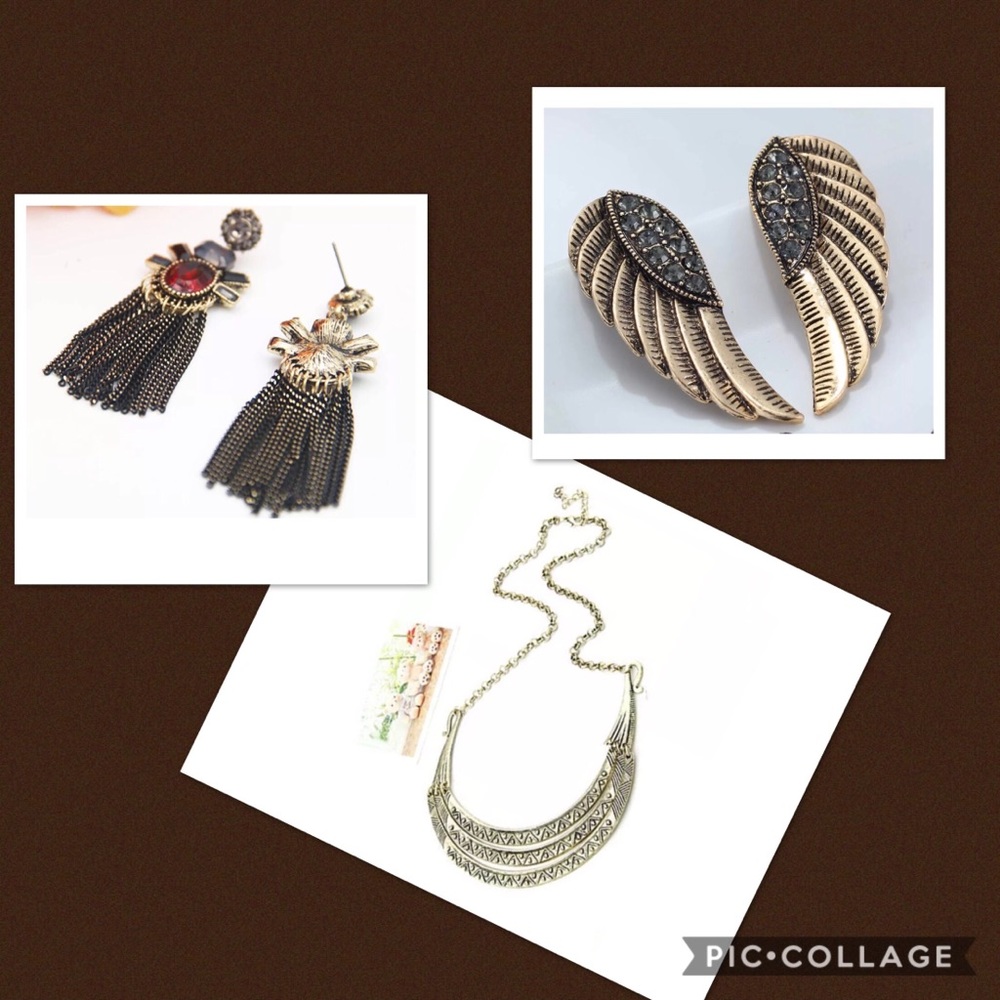 Brand new in pack Vintage necklace Set w/earrings