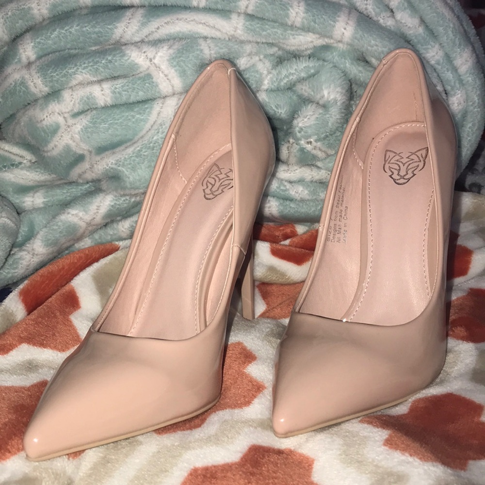 Lolashoetique Nude heels