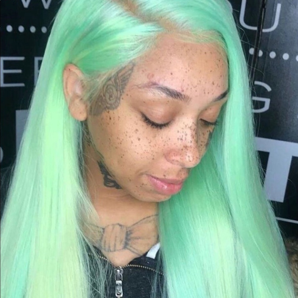 FULL LACE MINT WIG (lace cut around perimeter)