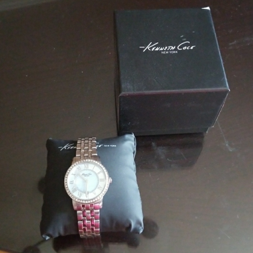 Kenneth Cole watch