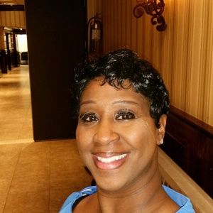 Meet your Posher, Sonya