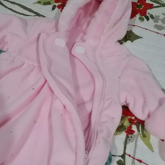 Baby's Pink Snowsuit - Picture 6 of 8