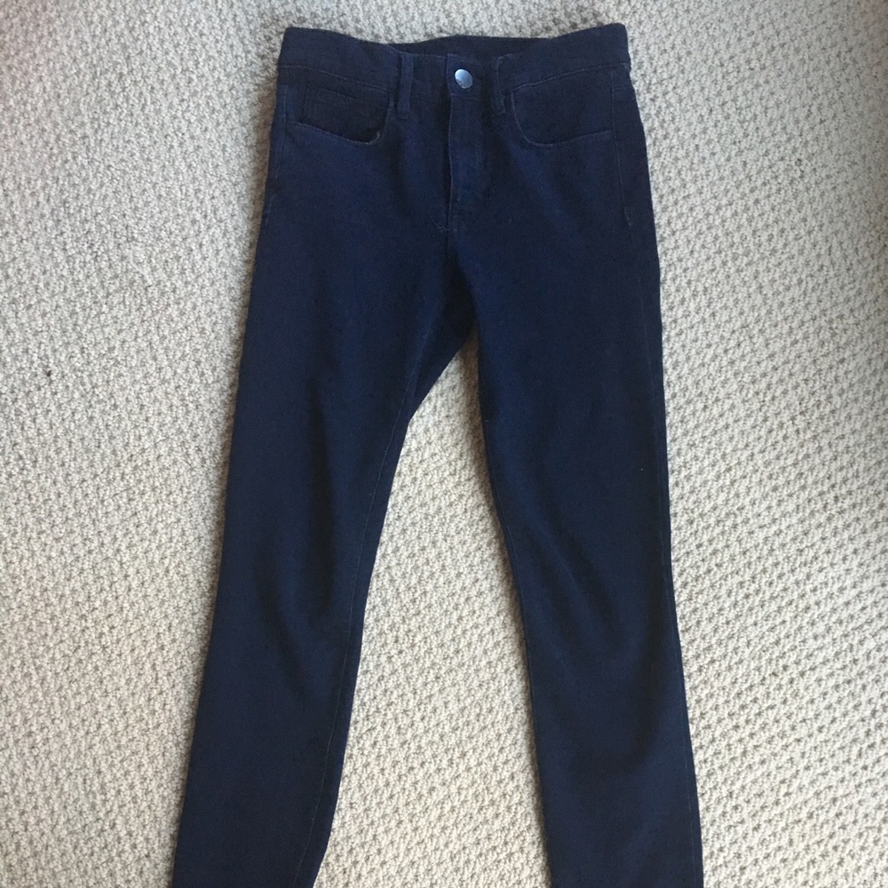 Gap 1969 legging jeans.  Size 2/26