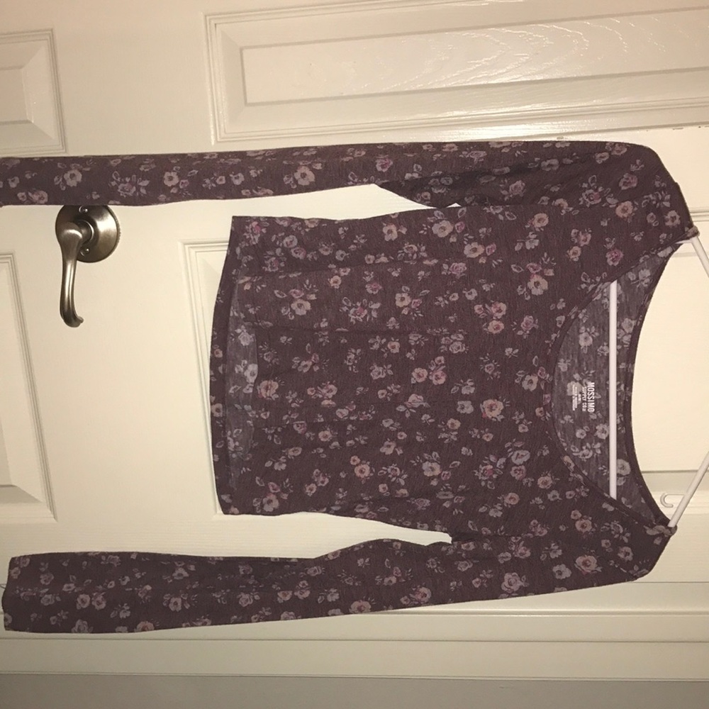 Floral print kind of cropped top