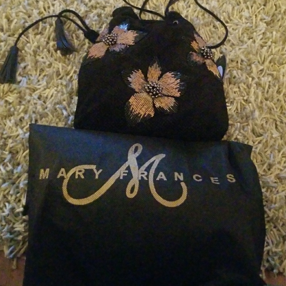 New Mary Frances Purse