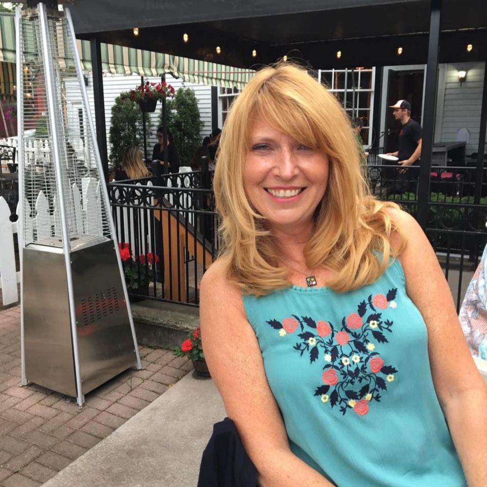 Meet your Posher, Debbie