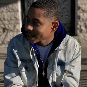 Meet your Posher, Chase