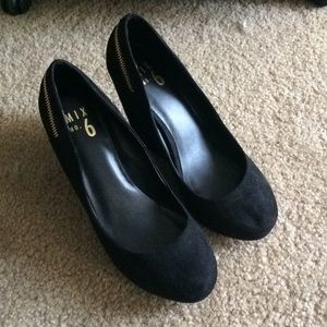 Mix No 6 Black Wedges With Zipper Detail