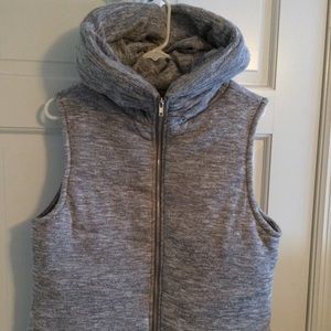 Large puffy heather grey zip up hooded vest