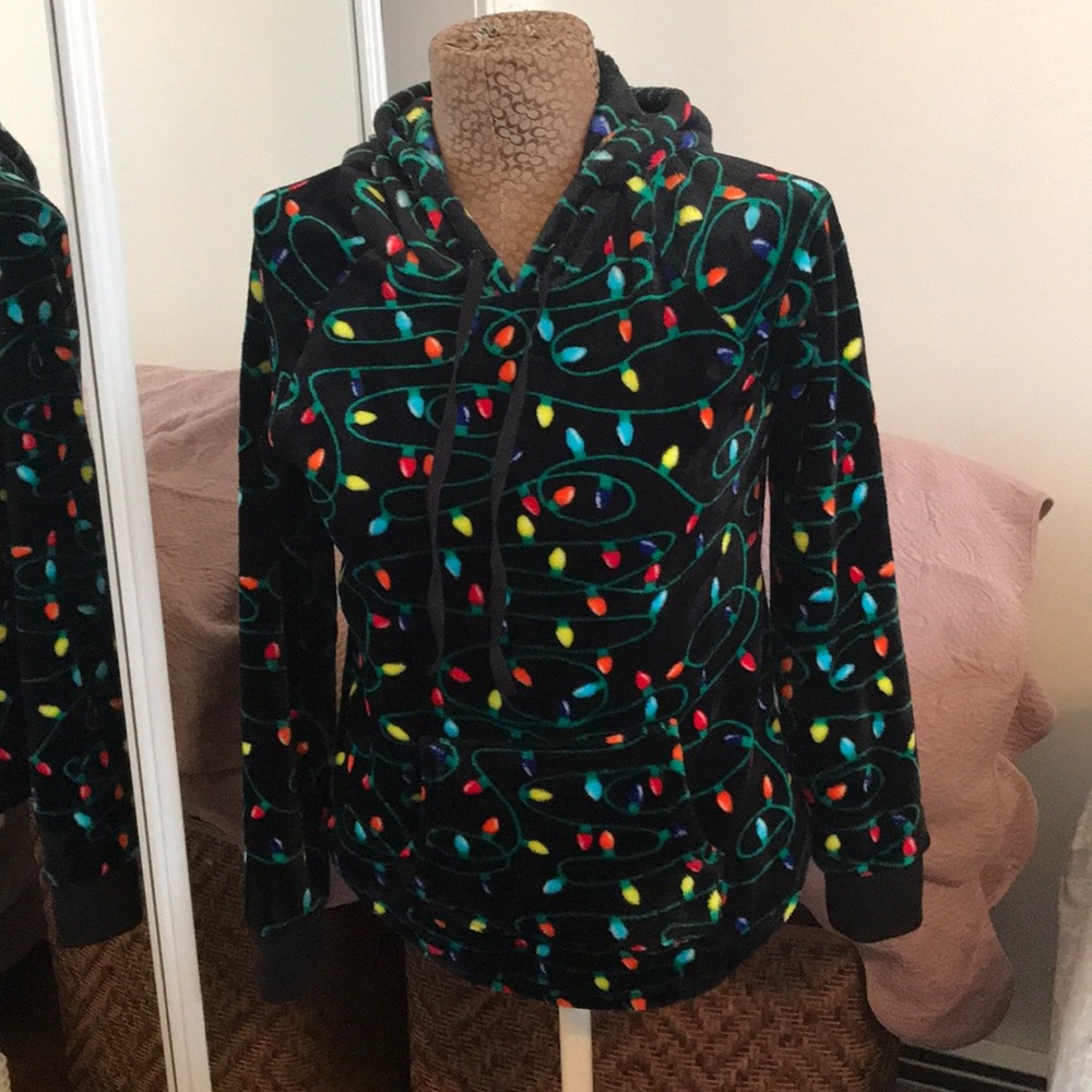 Christmas Light Drawstring Hoodie Size Medium