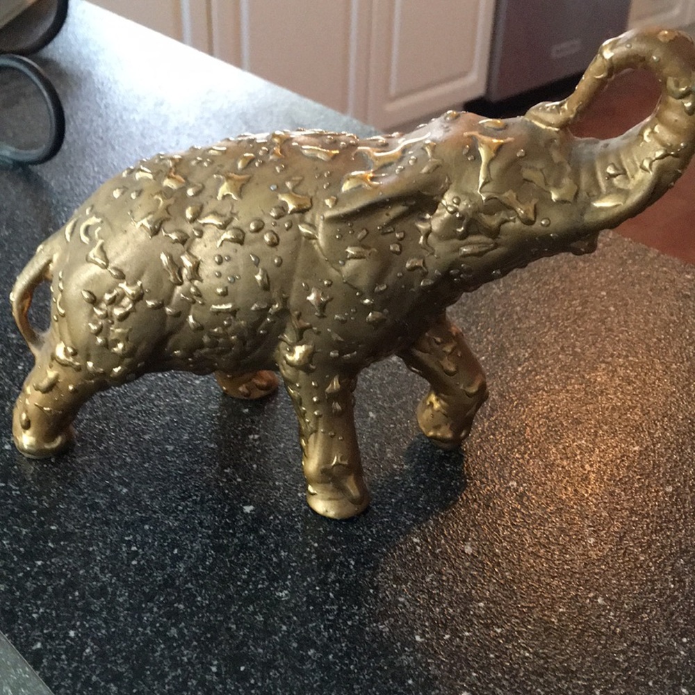 Gold Elephant