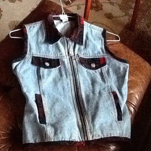 SZ Med 100% cotton,blue jean vest w/ courdoroy👕