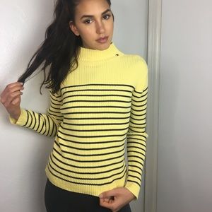 Tommy Hilfiger sweater