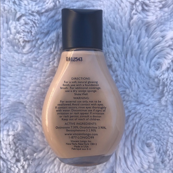 NWT VINCENT LONGO DEWY FINISH FOUNDATION - Picture 2 of 6