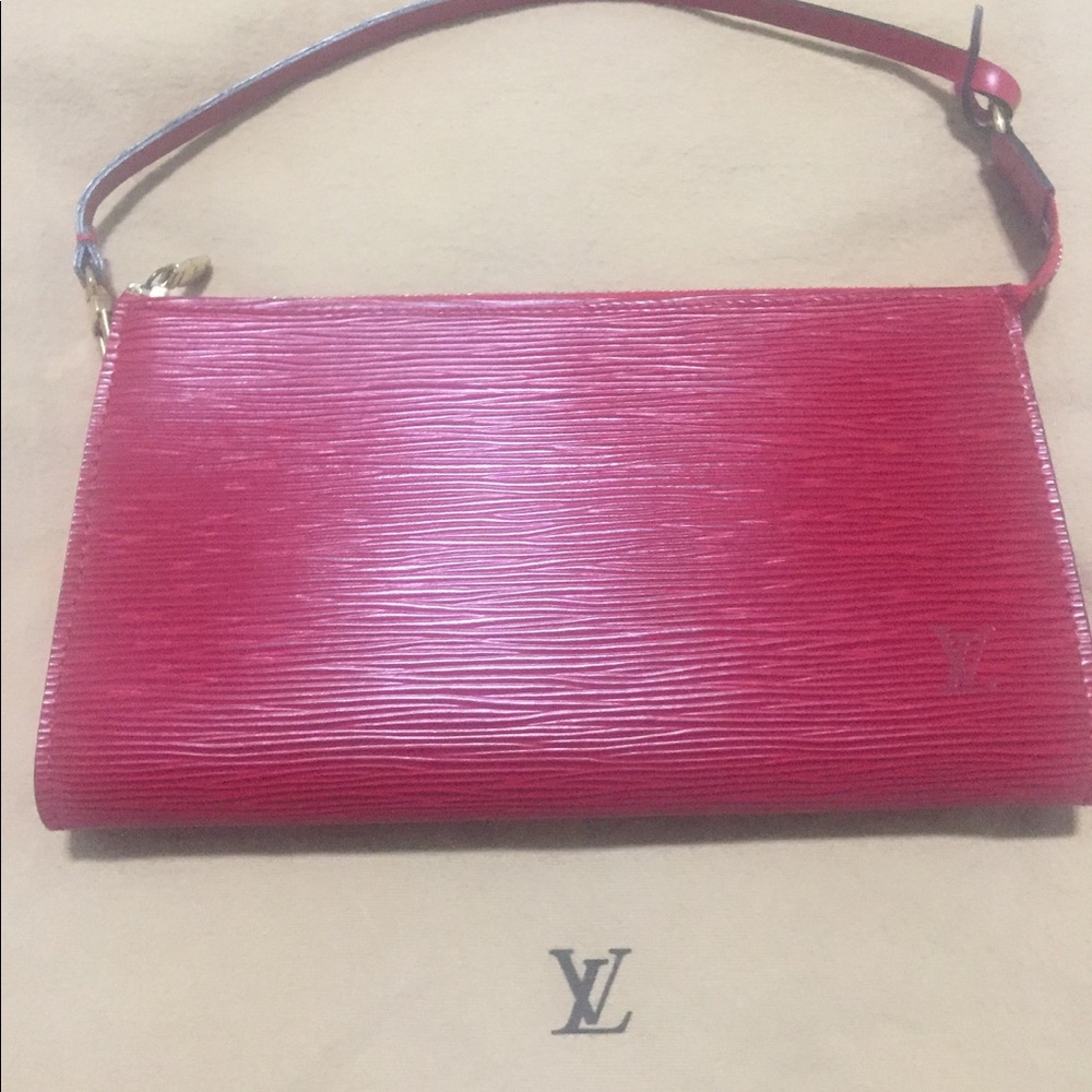 Authentic Louis Vuitton, Epi Pochette.. SOLD
