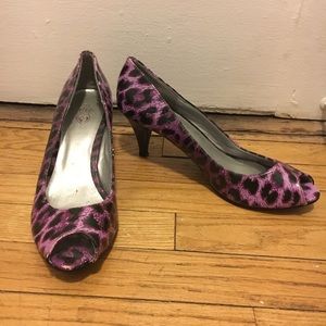 Vintage Torrid leopard kitten heels