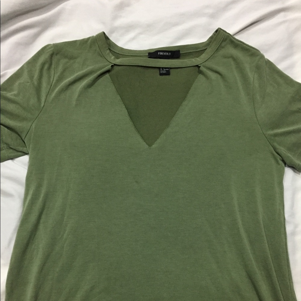 Forever 21 cut out shirt