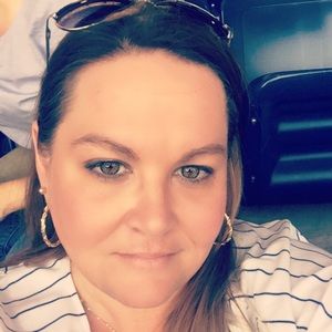 Meet your Posher, Stacy