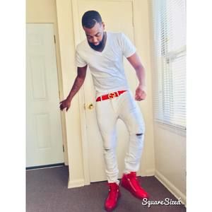 Meet your Posher, Tezo