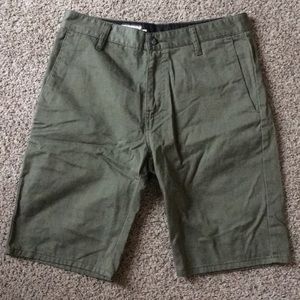 Men’s Volcom shorts. Size 30. Flawless.