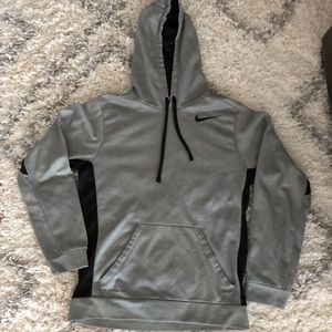 Nike men's Therma fit hooded sweatshirt