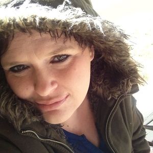 Meet your Posher, Kira