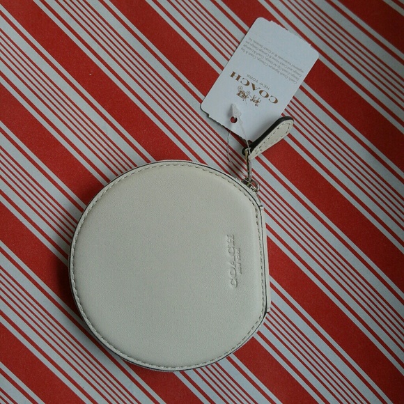 Brand New Coach Round Coin Case with Sunglasses 🎁 - Picture 4 of 6