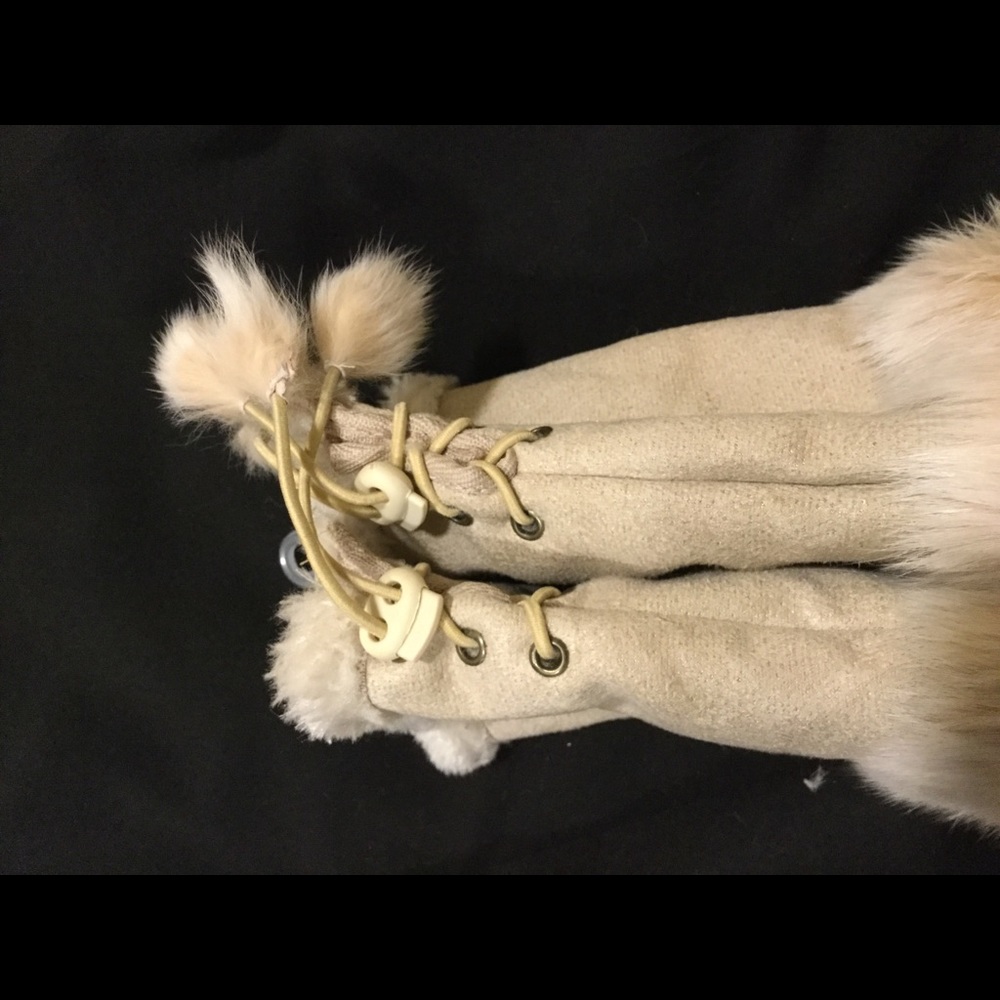 Winter SALE🧤Fingerless Fur Gloves - A Must Have! - Picture 3 of 5