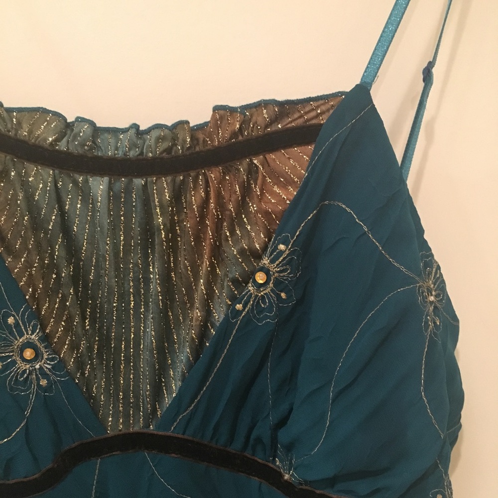 Emerald Green & Gold Party Dress 💚 - Picture 4 of 7