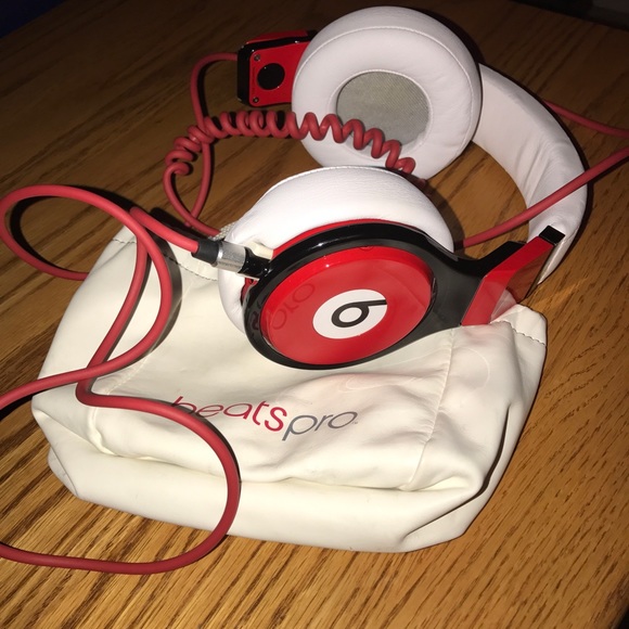 Custom Beats Pro by Dre - Picture 2 of 5