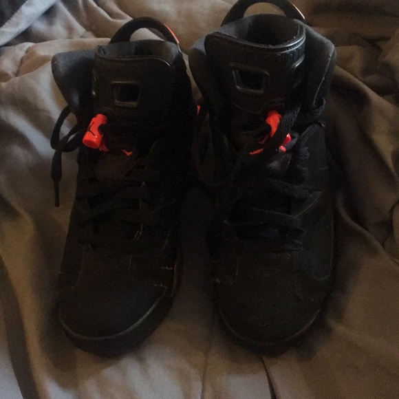 Retro Jordan 6 - Picture 1 of 3