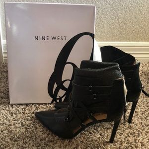 Nine West leather dress pump