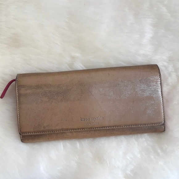 Kate Spade Metallic Wallet - Picture 1 of 3