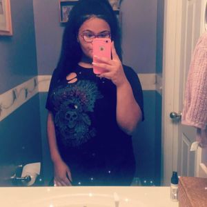 Meet your Posher, Alexandra