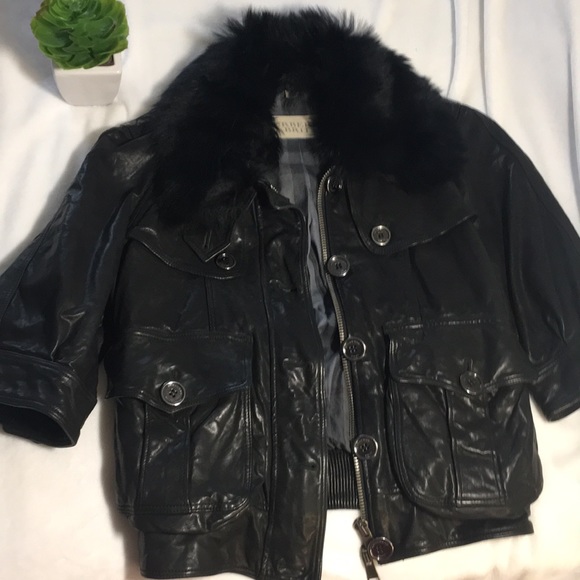 💯 Authentic Burberry Black Leather Jacket W/Fur - Picture 2 of 8