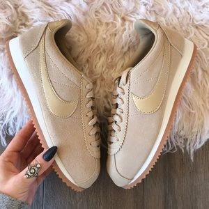 nike cortez suede mushroom