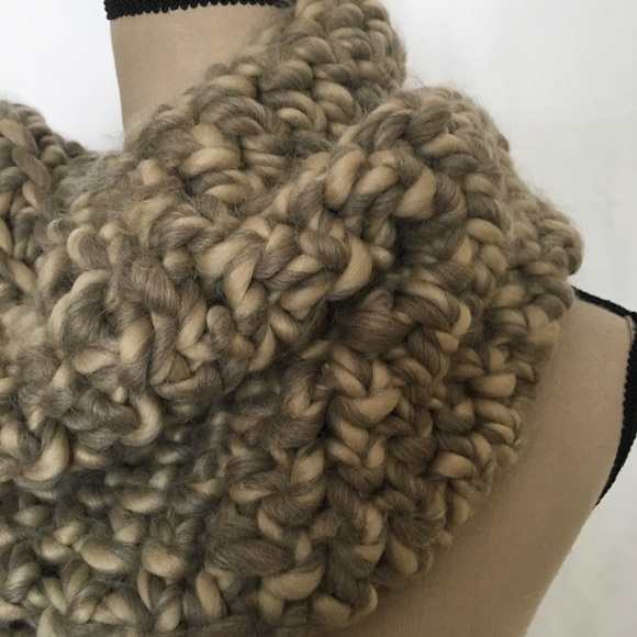Oversized Chunky Hand Knit Snood Infinity Scarf - Picture 2 of 5
