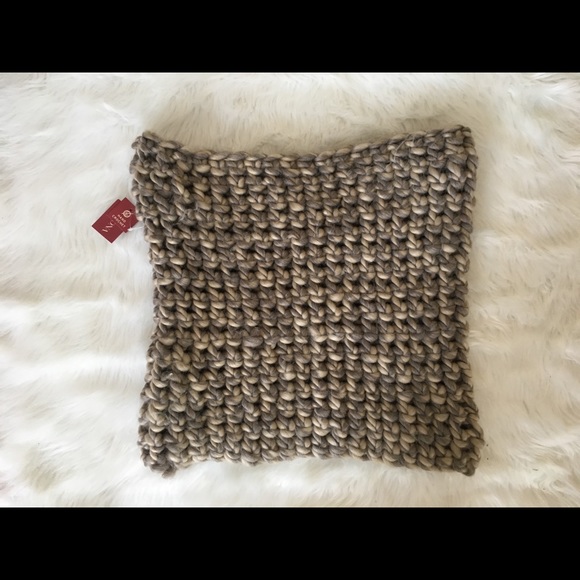 Oversized Chunky Hand Knit Snood Infinity Scarf - Picture 5 of 5