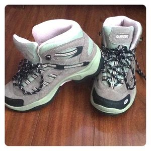 Hi tec hiking boots