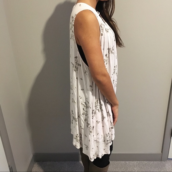 ❌SOLD❌ NWT Free People Flowy Shirt - Picture 8 of 8