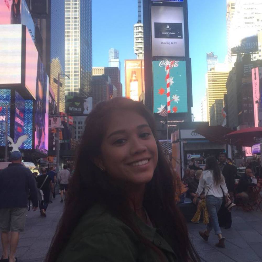 Meet your Posher, Kayla