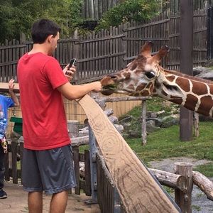 Meet your Posher, Brandon