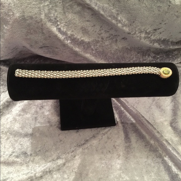 Gorgeous 14K silver bracelet Peridot Clasp - Picture 3 of 5